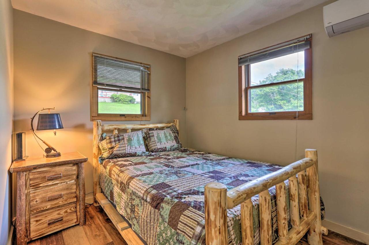 Acre Lake Chalet, 12 Mi To Elk Mountain Ski Resort Kingsley Exterior photo